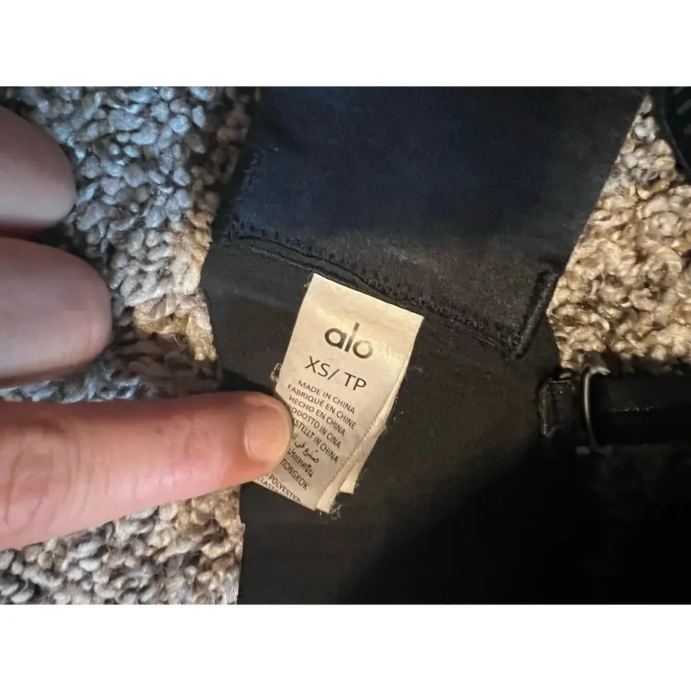 Alo Yoga Airlift Line Up Bra 98$